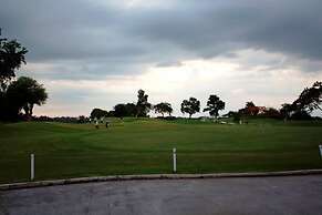 Microtel by Wyndham Eagle Ridge