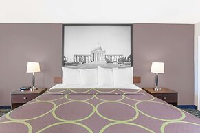 Super 8 by Wyndham Oklahoma City