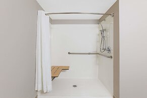 Super 8 by Wyndham Oklahoma City