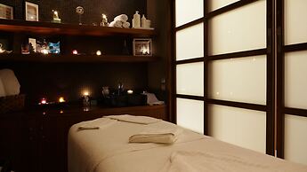 Alexander Beach hotel & Spa