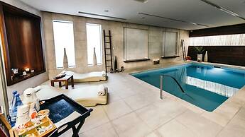 Alexander Beach hotel & Spa