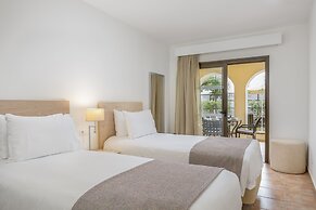 Royal Sunset Beach Club