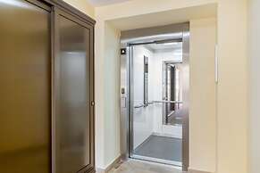 Royal Sunset Beach Club