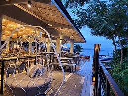 Fairways and Bluewater Boracay