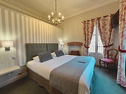 Chateau de Challanges