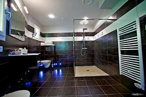 Chateau de Challanges