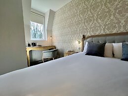 Chateau de Challanges