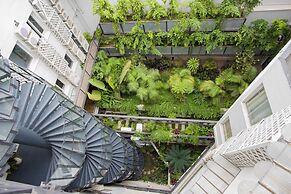 Le Louvre Hôtel & Spa