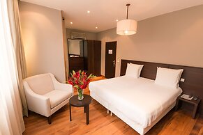 Le Louvre Hôtel & Spa