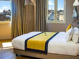 Le Louvre Hôtel & Spa