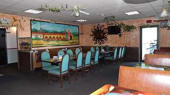 American Inn & Suites