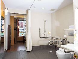 ibis Singapore On Bencoolen