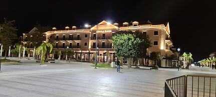 Ionian Plaza Hotel
