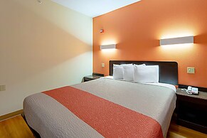 Motel 6 Rhome, TX