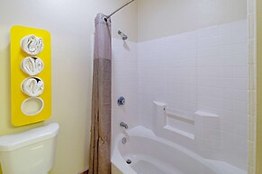 Motel 6 Rhome, TX