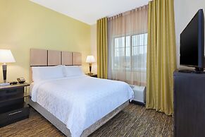 Candlewood Suites Washington North by IHG