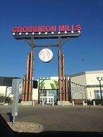 Acclaim Hotel By CLIQUE