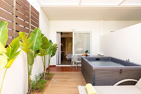 Atrium Ambiance Hotel