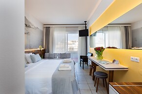 Atrium Ambiance Hotel