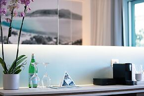 Atrium Ambiance Hotel