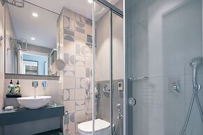 Atrium Ambiance Hotel