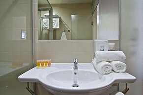 Atrium Ambiance Hotel