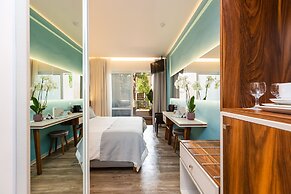 Atrium Ambiance Hotel