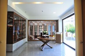 Atrium Ambiance Hotel