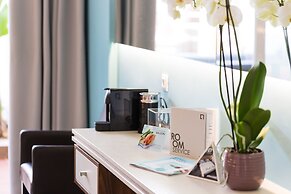 Atrium Ambiance Hotel