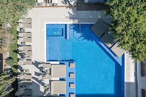 Atrium Ambiance Hotel