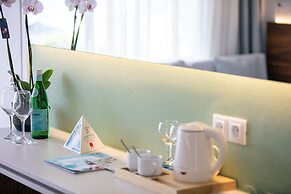 Atrium Ambiance Hotel