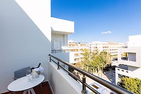 Atrium Ambiance Hotel