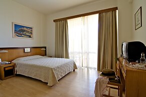 Atrium Ambiance Hotel