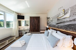 Atrium Ambiance Hotel