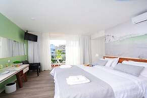 Atrium Ambiance Hotel