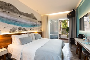 Atrium Ambiance Hotel