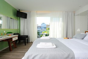 Atrium Ambiance Hotel