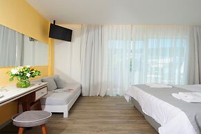 Atrium Ambiance Hotel