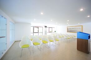 Atrium Ambiance Hotel