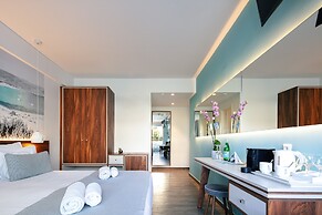 Atrium Ambiance Hotel