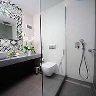 Atrium Ambiance Hotel