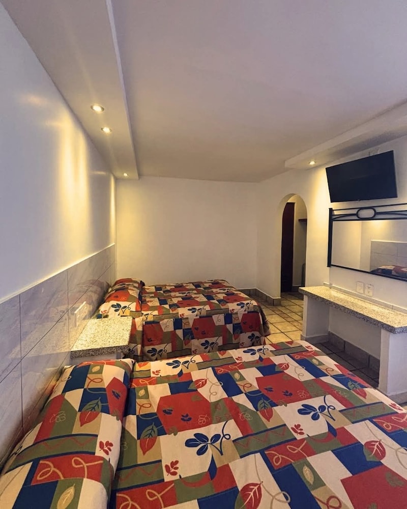 Hotel Arboledas Industrial