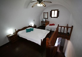 Anna Traditional Apartments