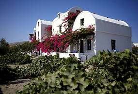 Anna Traditional Apartments