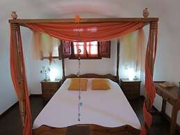 Anna Traditional Apartments