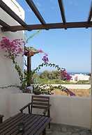 Anna Traditional Apartments