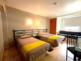 Hotel Arboledas Expo