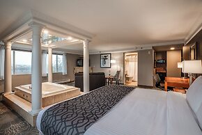 Monte Carlo Inn Barrie Suites