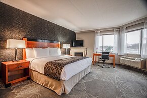 Monte Carlo Inn Barrie Suites