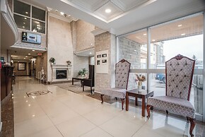 Monte Carlo Inn Barrie Suites